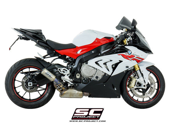 Picture of CR-T carbon fibre exhaust
