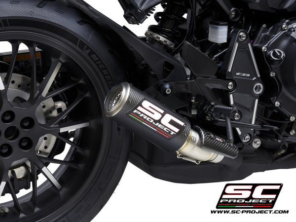 Picture of CR-T carbon fibre exhaust