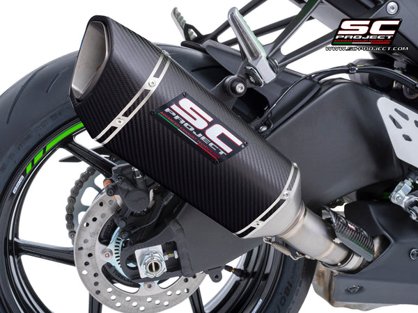 Kawasaki ZX-6R 2024 with SC-Project SC1-R carbon exhaust, side view