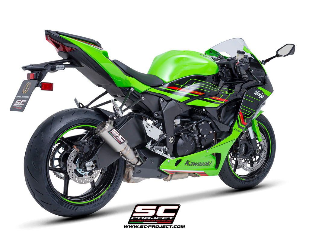 Kawasaki ZX-6R 2024 with SC-Project CR-T titanium exhaust, 3/4 rear view