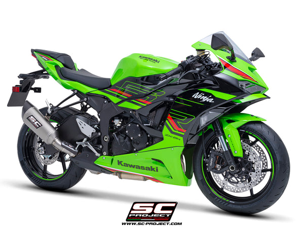 Kawasaki_Ninja-ZX-6R with SC-Project SC1-R titanium exhaust, 3/4 front view