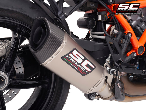 KTM 1390 Super Duke R (2024) with SC-Project SC1-R titanium exhaust, detail view