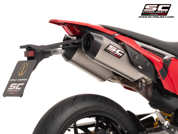 Ducati Hypermotard 698 MONO (2024)  with SC-Project SC1-S titanium exhaust, detail view
