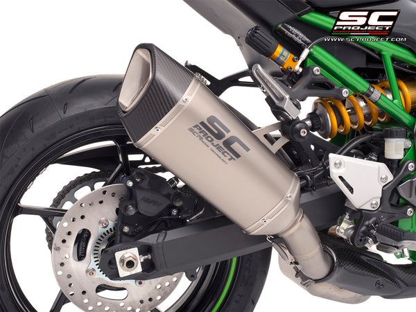 Kawasaki Z900 (2020 - 2024) - Euro 5 with SC-Project SC1-R titanium exhaust, detail view