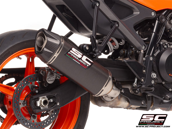 KTM 990 Duke with SC-Project SC1-X carbon exhaust, detail view