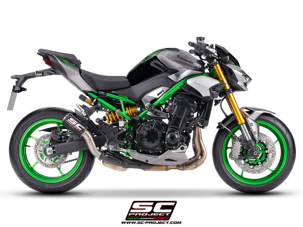 Kawasaki Z900 with SC-Project CR-T carbon fibre exhaust, with stoneguard grid, side view