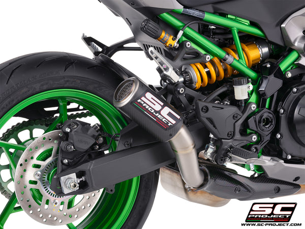 Kawasaki Z900 with SC-Project CR-T carbon fibre exhaust, with stoneguard grid, detail view