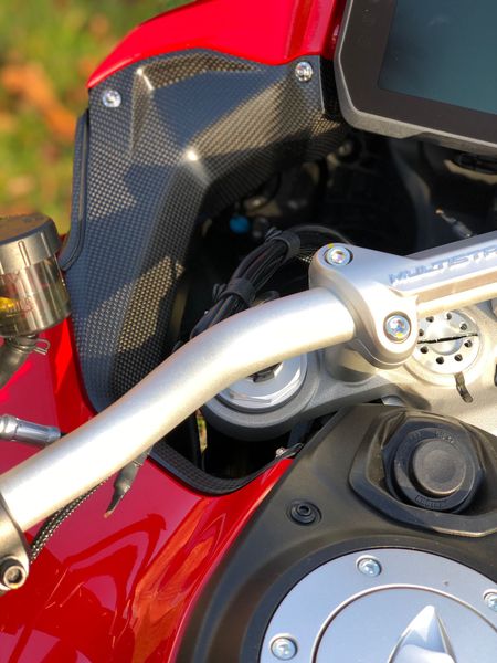 upper side panels Carbon for Ducati Multistrada V4 image 5