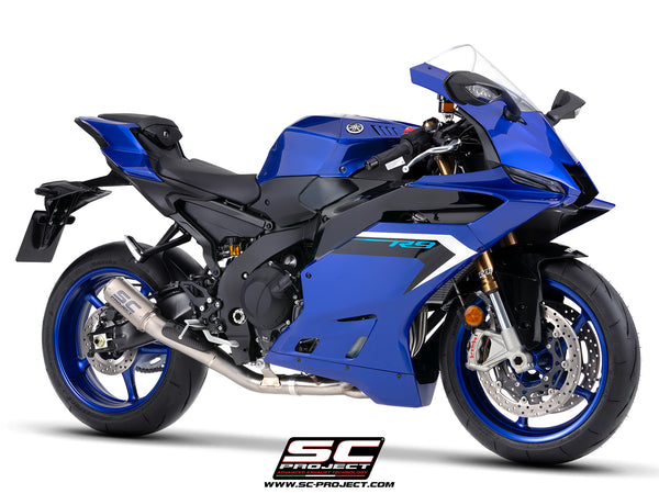 Yamaha R9 with SC-Project full exhaust system titanium, with CR-T titanium exhaust, with stoneguard grid, 3/4 front view