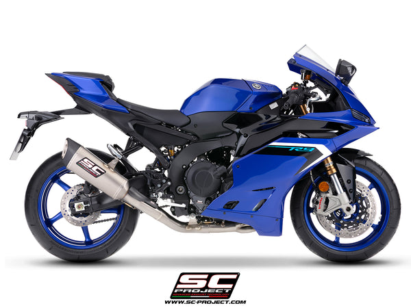 Yamaha R9 with SC-Project 3-1 full exhaust system, with SC1-R  titanium exhaust, side view