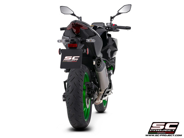 Kawasaki Z500 with SC-Project SC1-X titanium exhaust, back view