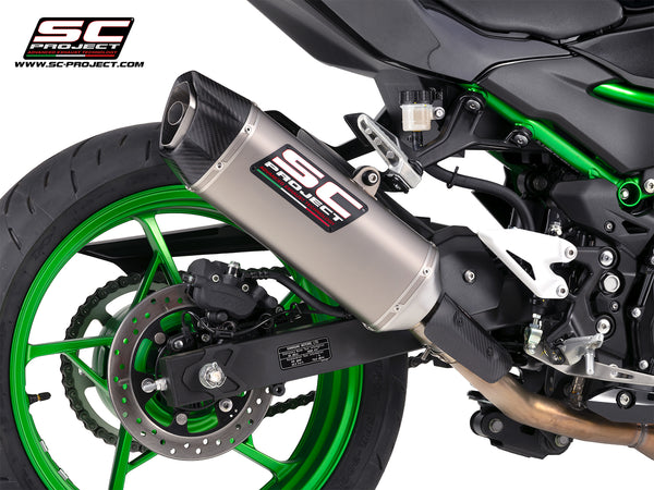 Kawasaki Z500 with SC-Project SC1-X titanium exhaust, detail view
