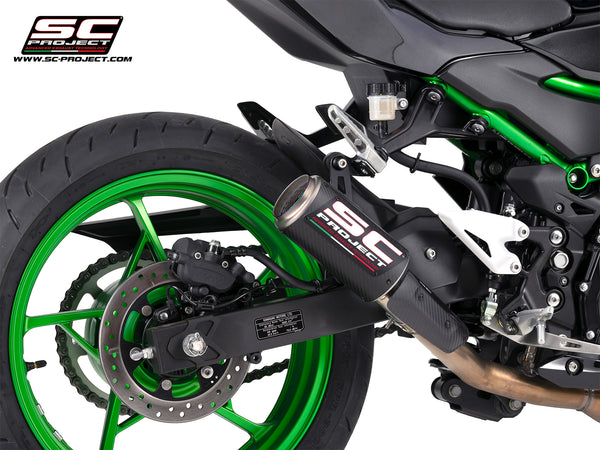 Kawasaki Z500 with SC-Project CR-T carbon fibre exhaust, with stoneguard grid, detail view
