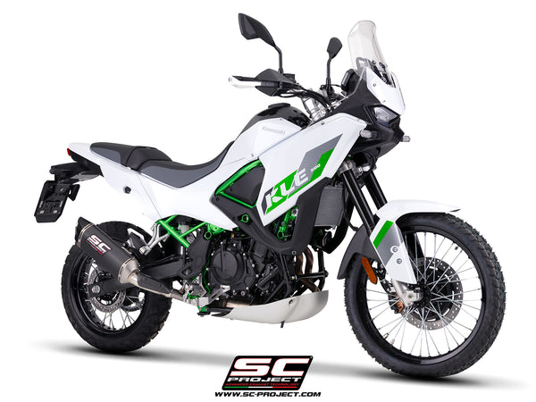 Kawasaki KLE 500 with SC-Project SC1-X carbon fibre exhaust, 3/4 front view