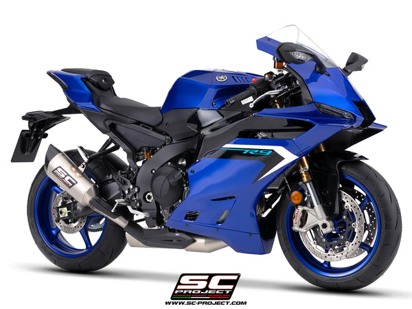 Yamaha R9 with SC-Project full exhaust system stainless steel, with SC1-R titanium exhaust, 3/4 front view