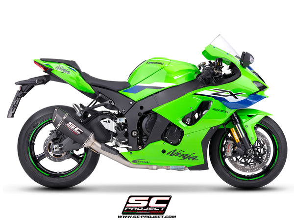 Kawasaki Ninja ZX-10R with SC-Project de-cat link pipe with SC1-R 250 mm carbon fibre exhaust, side view