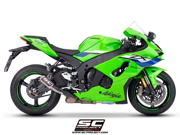 Kawasaki Ninja ZX-10R with SC-Project CR-T titanium exhaust, side view