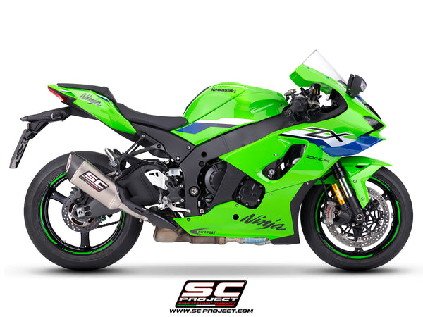 Kawasaki Ninja ZX-10R with SC-Project SC1-R titanium exhaust, side view