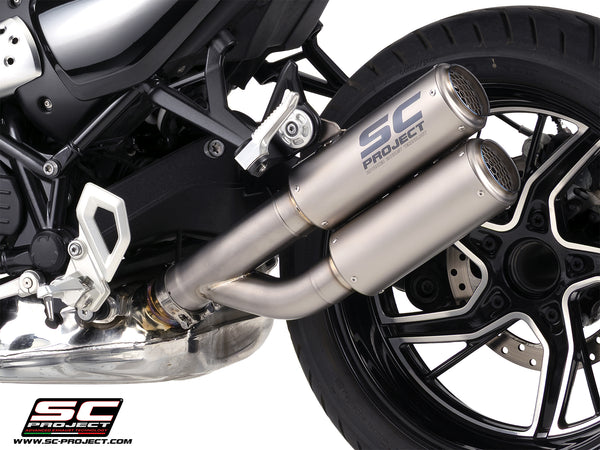 BMW R 12 nineT with SC-Project Twin CR-T titanium exhaust, detail view