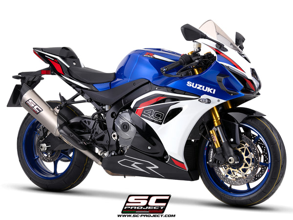 Suzuki GSX-R1000R with SC-Project SC1-R 350mm titanium exhaust, 3/4 front view