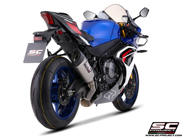 Suzuki GSX-R1000R with SC-Project SC1-R 250mm titanium exhaust, rear view