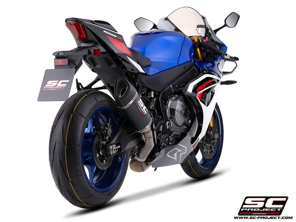 Suzuki GSX-R1000R with SC-Project SC1-R 250mm carbon fibre exhaust, rear view