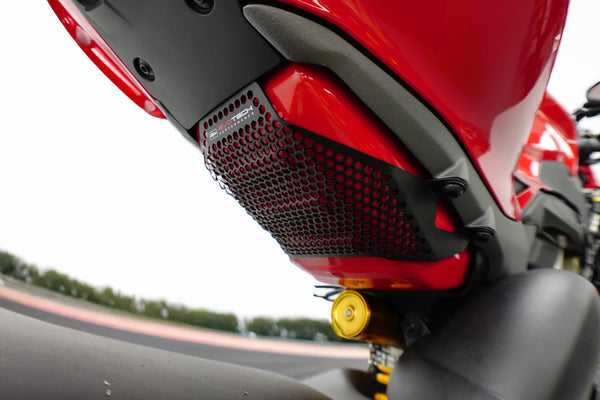 Evotech Performance Fuel Tank Cover Guard - Ducati Panigale V4 (2025+)