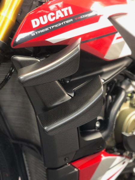 Winglets carbon for Ducati Streetfighter V4 V2 image 5
