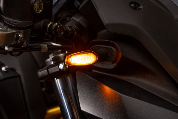 Z650 2026 Front Turn Signal Mount Plates