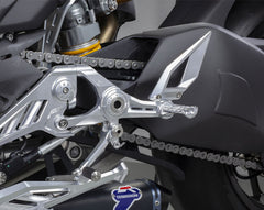 MOTOCORSE Machined from solid complete riding adjustable footpegs kit Streetfighter V4 Colore
