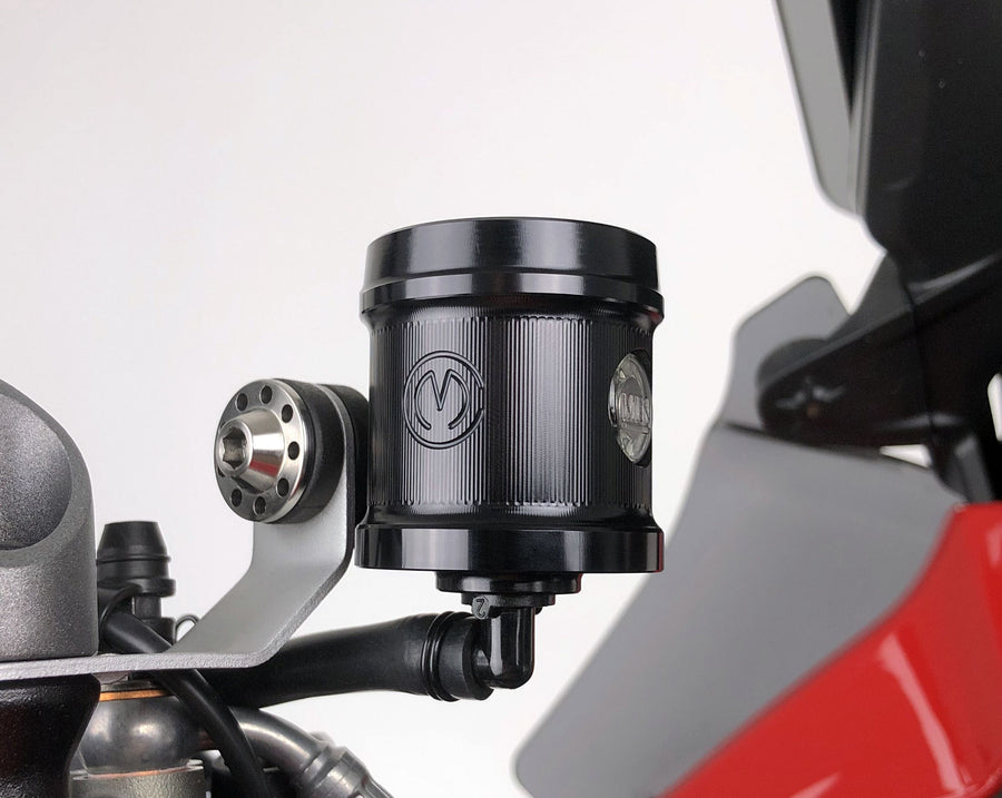 MOTOCORSE Aluminum clutch oil reservoir with Titanium cap (19 ml.) Colore