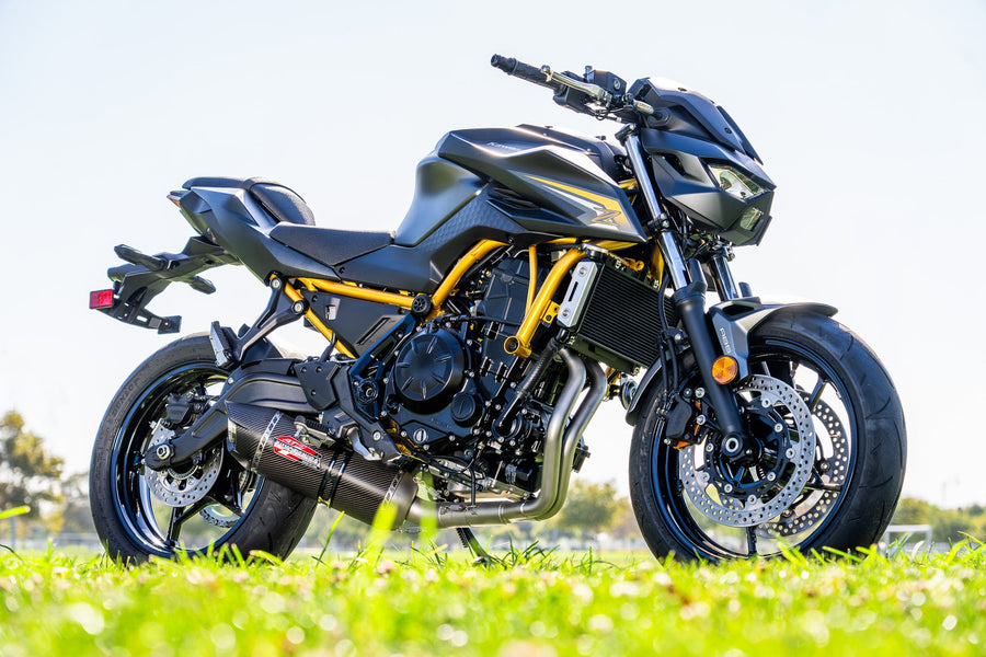 NINJA/Z 650 17-26 AT2 Full Exhaust / Carbon Muffler