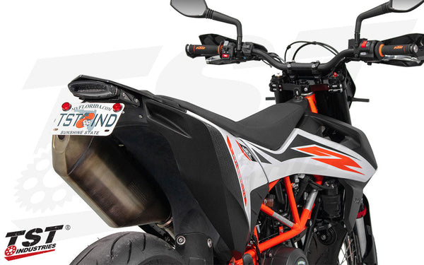 TST LED Integrated Tail Light & Fender Eliminator System for KTM 690 SMC-R / Enduro