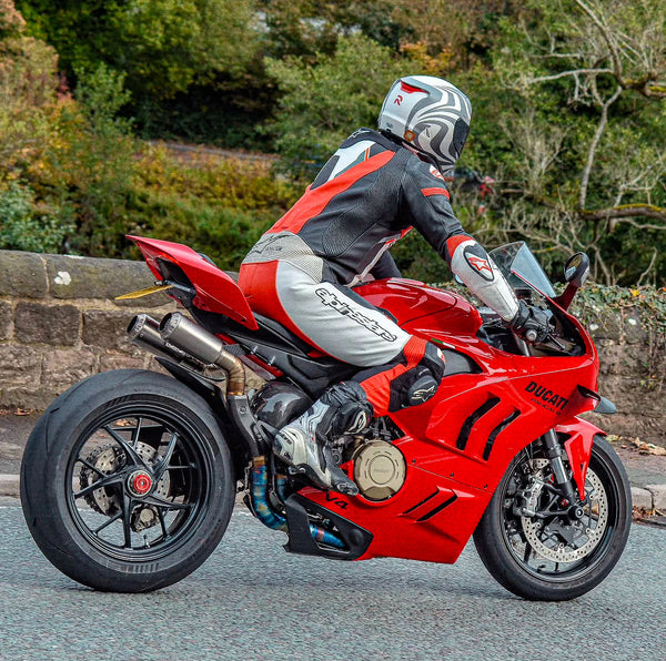 Ducati Panigale & Streetfighter V4 Titanium High Mount 3/4 Slip-On 2022-2024