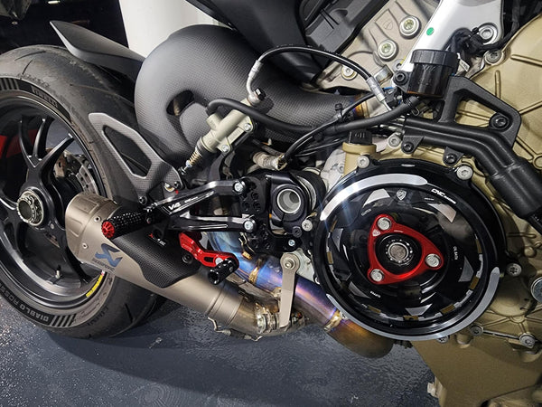 CNC RACING | Clear oil bath clutch cover Ducati Streetfighter V4 - Bicolor