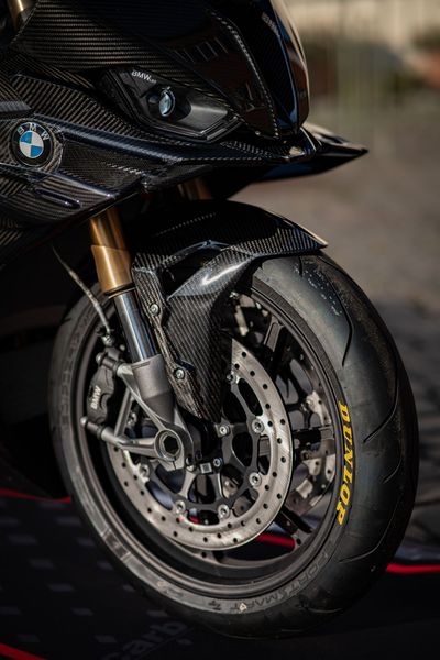 front fender carbon for BMW image 2
