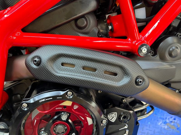 heat guard carbon fiber for Ducati Hypermotard 950 image 3
