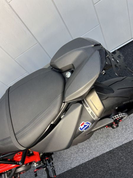 tail cover carbon for Ducati Hypermotard 950 image 8