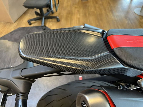 rear seat panel carbon fiber Ducati 698 Mono image 4