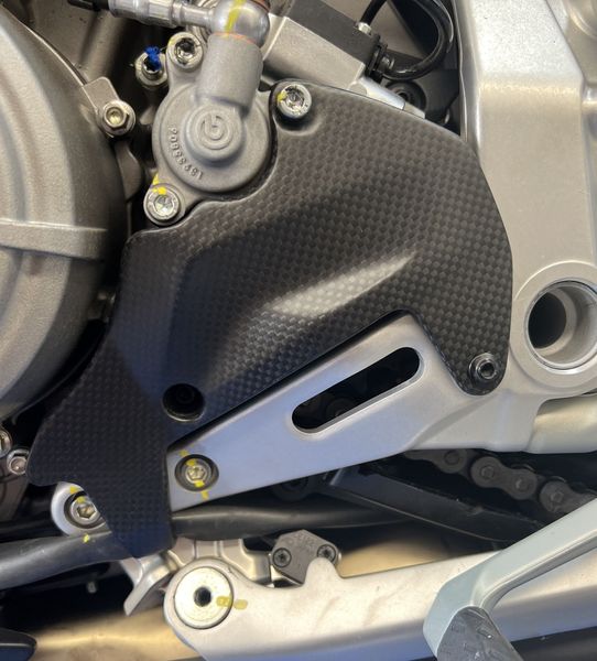 sprocket cover carbon Ducati Streetfighter V2 image 5