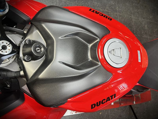 tank cover carbonfiber Ducati Panigale V4 2025- image 6