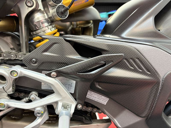 chainguard cover carbonfiber Ducati Panigale Streetfighter V4 2025- image 4