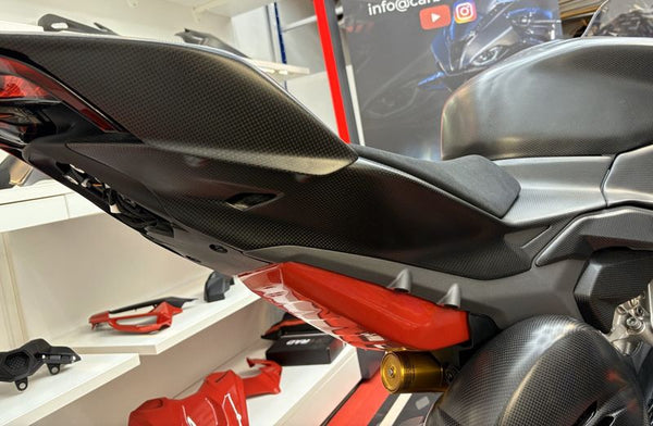 seat panels carbonfiber Ducati Panigale Streetfighter V4 2025- image 10