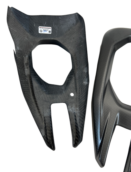 swingarm covers carbonfiber Ducati Panigale Streetfighter V4 2025- image 2