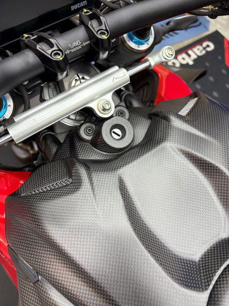 key guard carbonfiber Ducati Streetfighter V4 2025- image 4