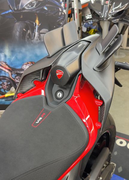 carbon fiber moto GP wings seatcover Ducati Panigale Streetfighter V4 image 5