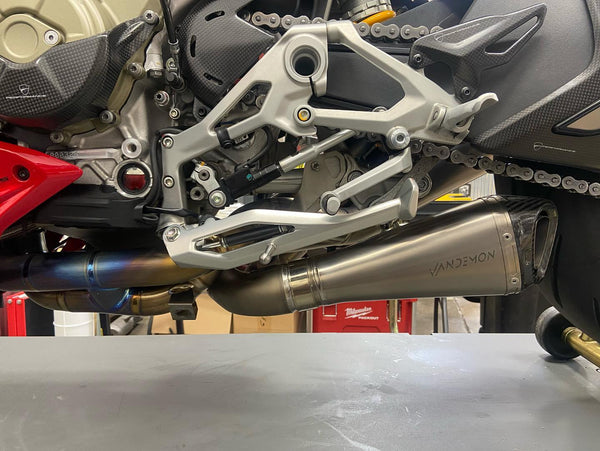 Ducati V4/ V4S / V4R Panigale & Streetfighter Vandemon Full Titanium Exhaust system 2023-2024