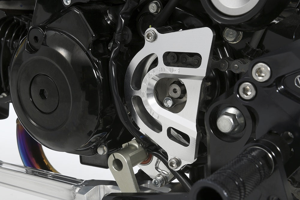 OVER Racing Sprocket Cover with Shift Shaft Support Silver GROM(21-)/Monkey125(21-)/DAX125(22-23)(24-) | 57-223-11 image 1