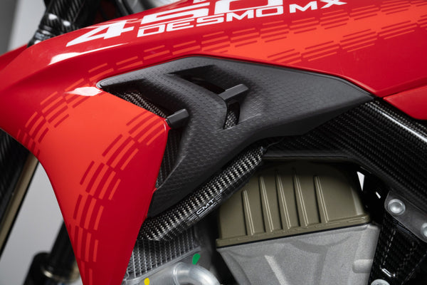 CMT Compositi Carbon Radiator Brace Kit | Ducati DESMO 450 MX / Multi-Model | DMX0021