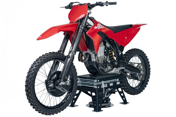 CMT Compositi Carbon Clutch Master Cylinder Guard | Ducati / Triumph / KTM / Husqvarna / TM Racing / Gas Gas | 003059